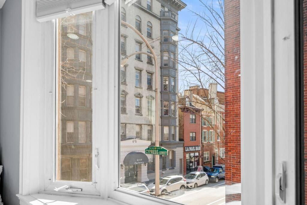 New! Cozy In Center City! Appartement *